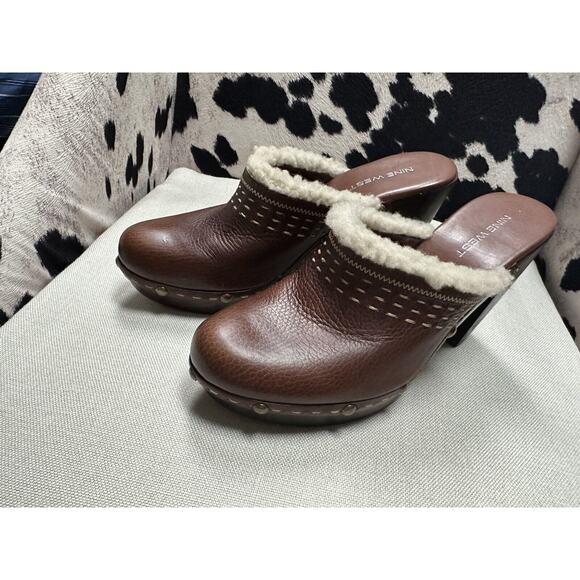 Nine West Sherpa Mules Clogs Wooden Sole in‎ Brown Leather Boho Cottage ~8.5M - Picture 3 of 6